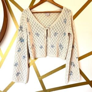 Sincerely Jules Cottagcore Grannycore crochet floral cardigan bell sleeves large